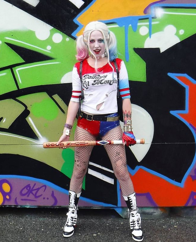 8 Diy Harley Quinn Halloween Costumes Make Harley Quinn Outfits