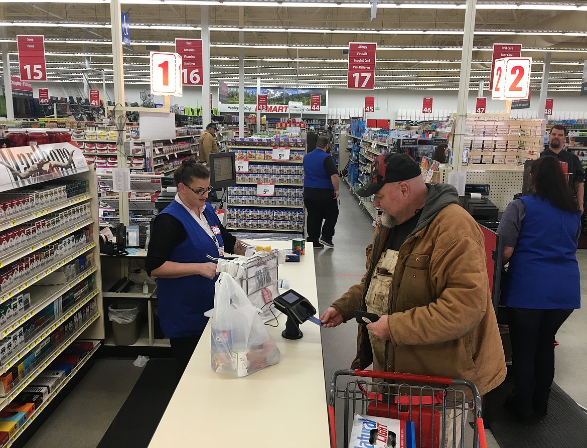 Bi Mart Opens With A Bang Coeur D Amp 39 Alene Press