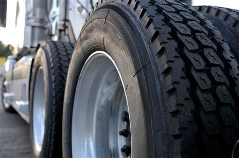 Commercial Truck Tire Tread