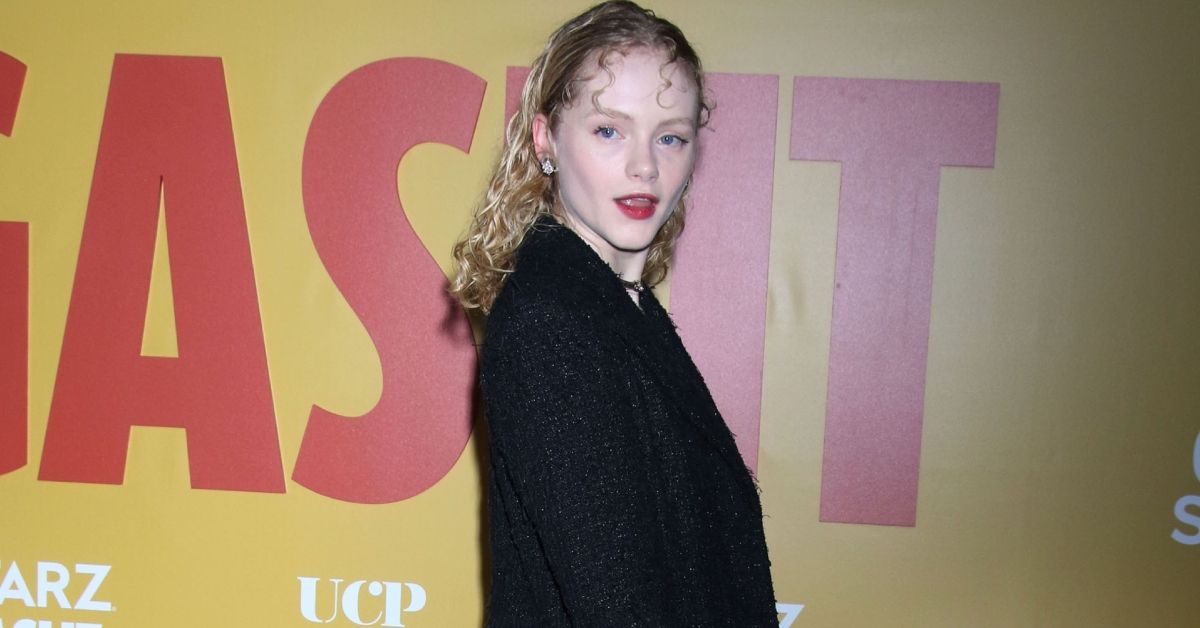 Did Joe Alwyn Call Off His Rumored Engagement With Taylor Swift Just To Be With This Actress