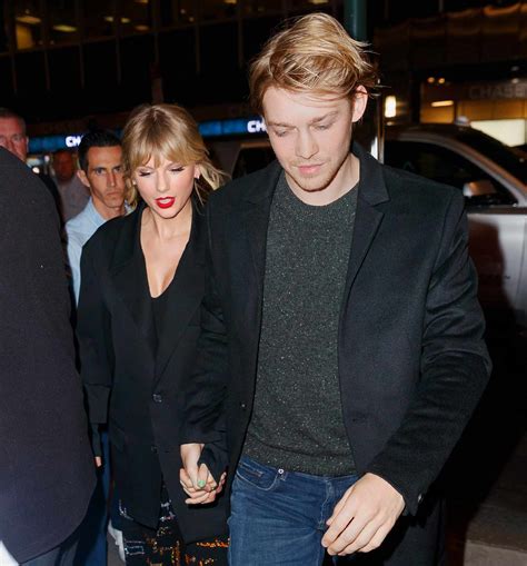 Fans Think Taylor Swift Amp 39 S Next Album Is About Joe Alwyn