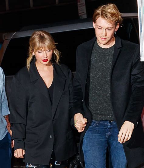 Is Kendall Jenner Dating Taylor Swift Amp 39 S Ex Joe Alwyn