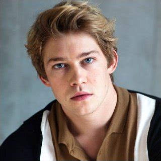 Joe Alwyn Latest News Bio Profile Album Movie And Photo