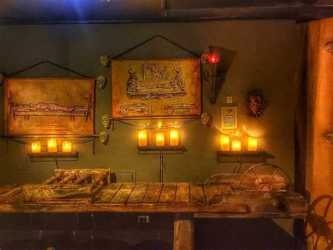 Medieval Torture Museum And Ghost Hunting Experience Chicago Chicago