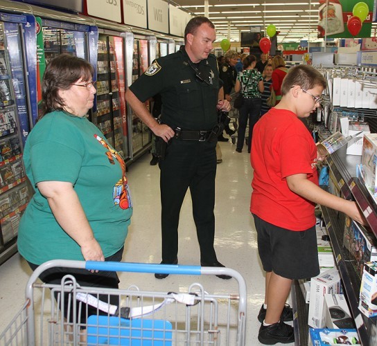 Shop With A Cop At Vero Beach Walmart Vero News