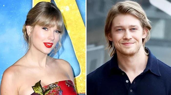 Taylor Swift S Ex Joe Alwyn Is Looking For Fling After Shocking Breakup