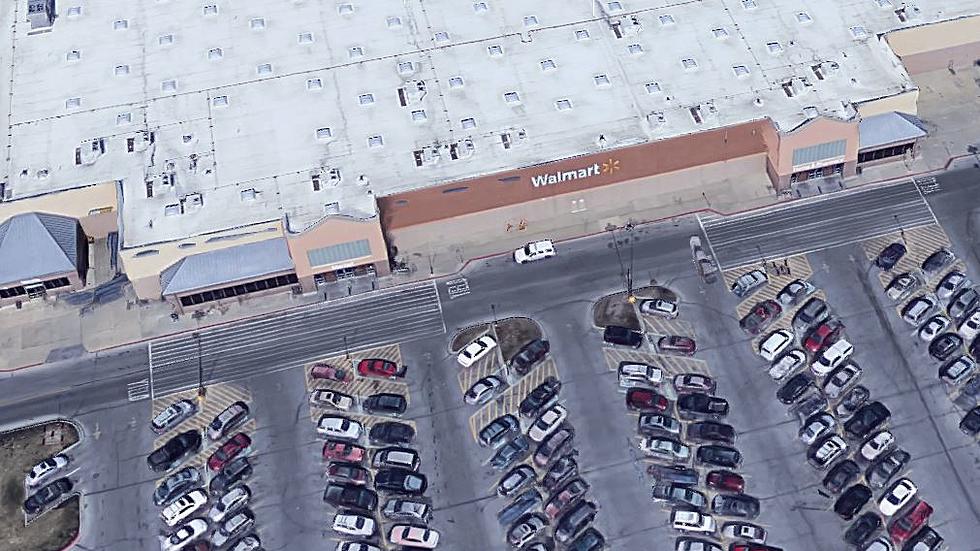 Wal Mart Altoona Iowa Storefront Prior To Remodel A Photo On