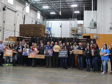 Walmart 2 Others Donate 43 000 Pounds Of Food To Geneva Pantry